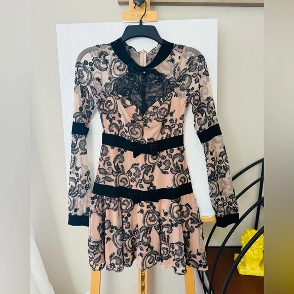 NWT For Love & Lemons Clemence Mini Dress XS